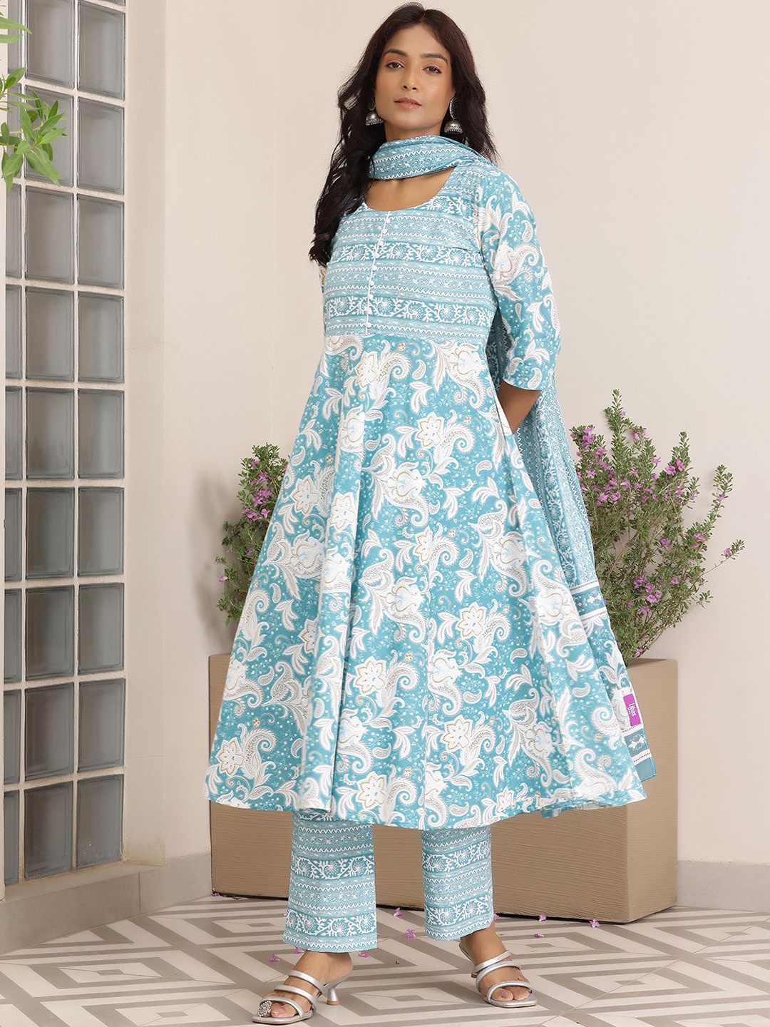 

Libas Floral Printed Pure Cotton Anarkali Kurta with Trousers & Dupatta, Blue