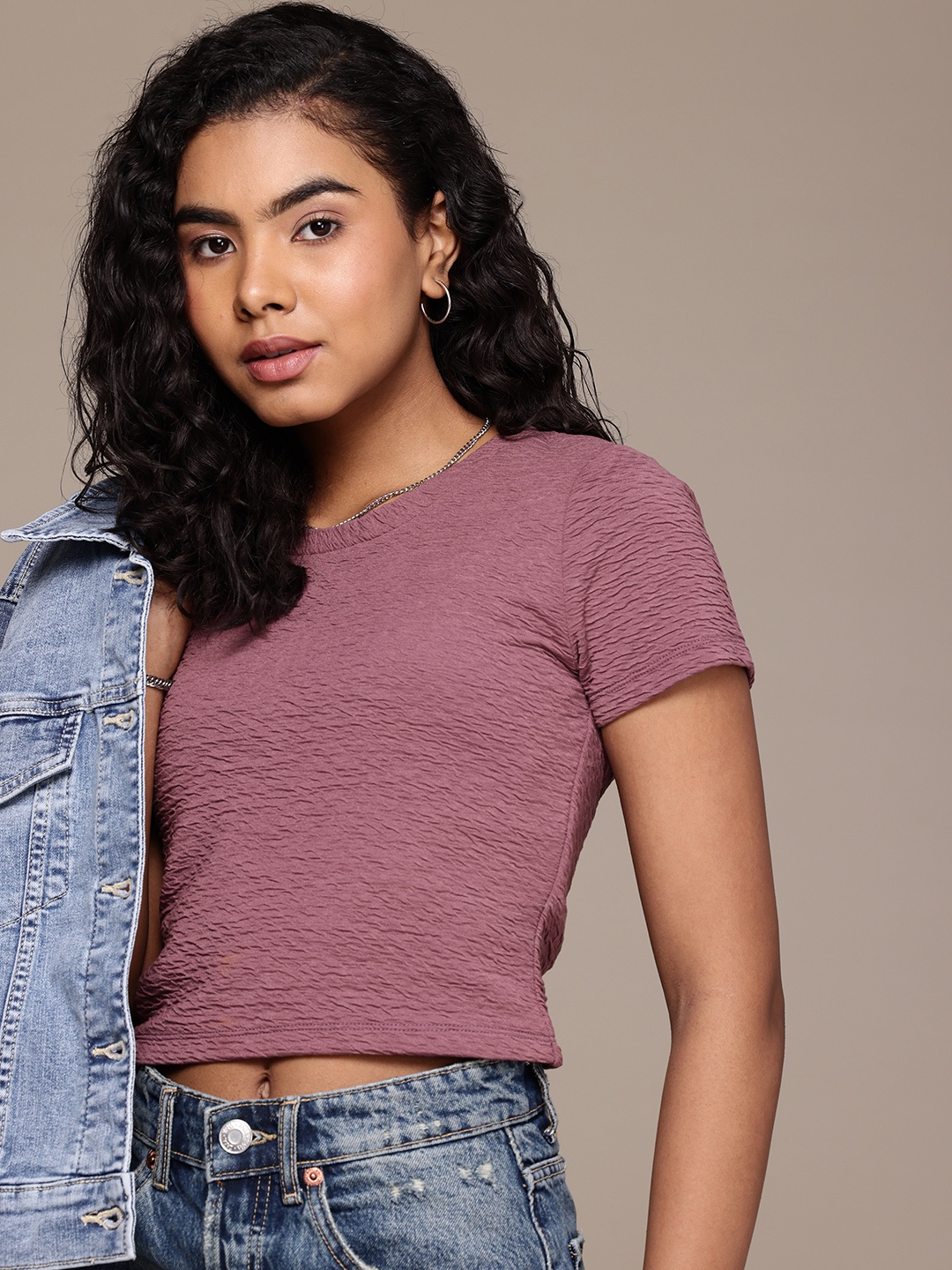 

Roadster Casual Regular Fit Crop Top, Purple