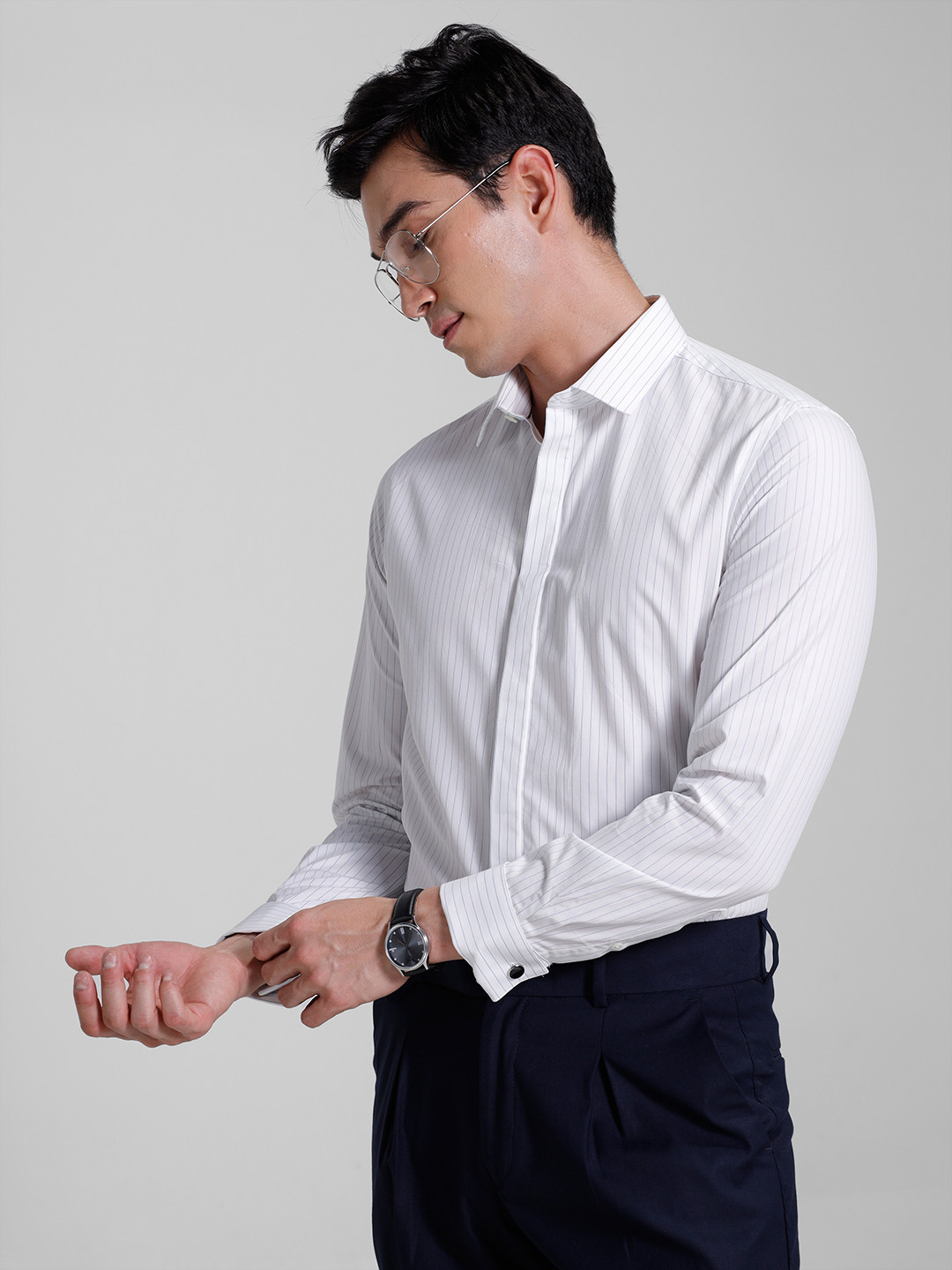 

INVICTUS Signature Pure Cotton Slim Fit Striped Formal Shirt, White