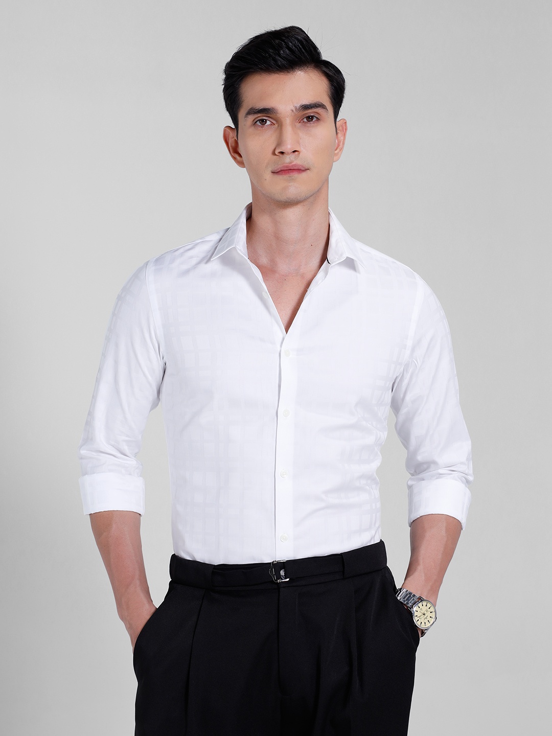 

INVICTUS Signature Slim Fit Self Design Textured Opaque Pure Cotton Formal Shirt, White