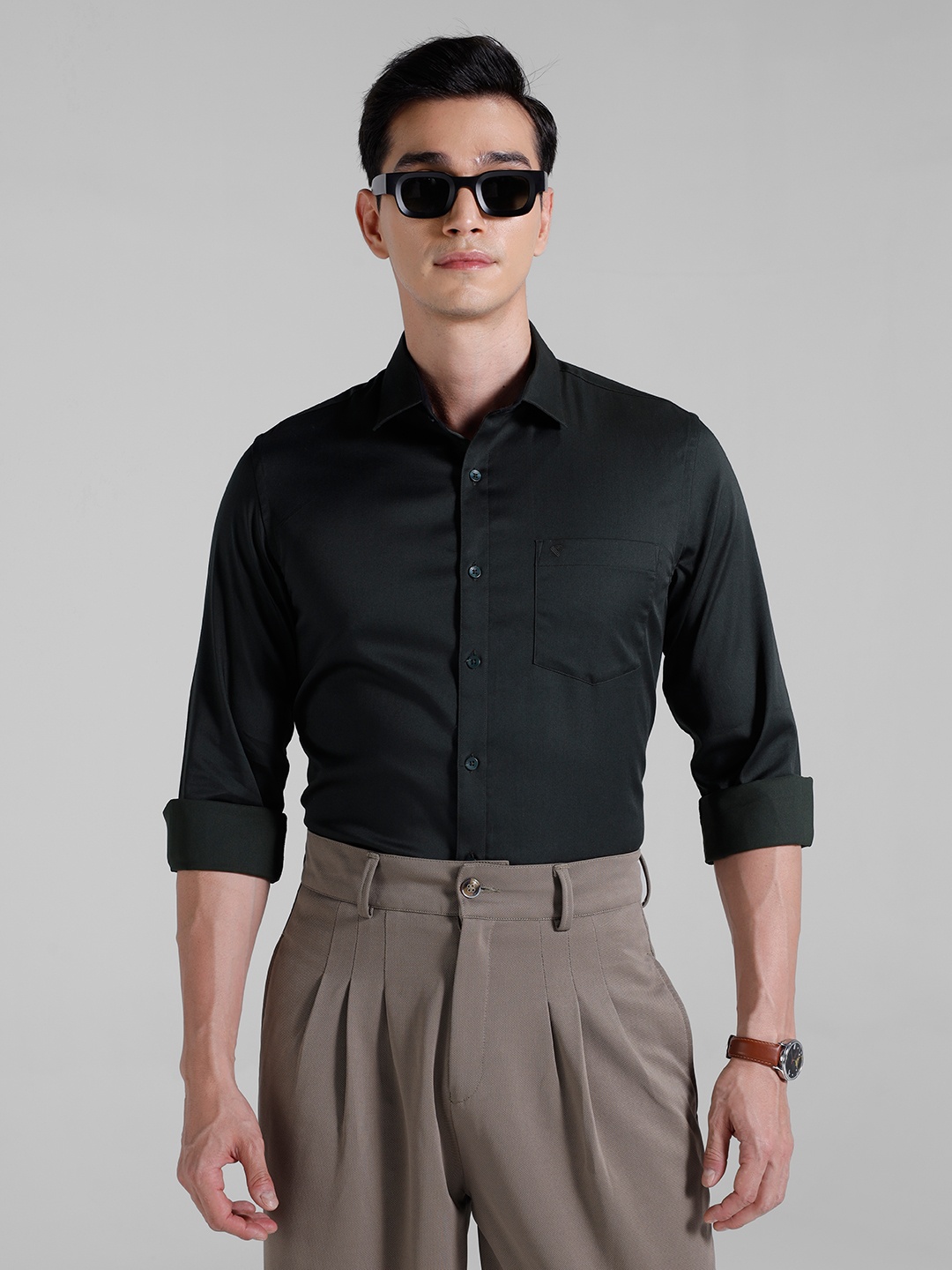 

INVICTUS Signature Pure Cotton Slim Fit Formal Shirt, Green