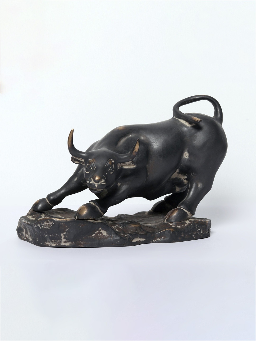 

Exotic India Black Brass Charging Bull Showpiece