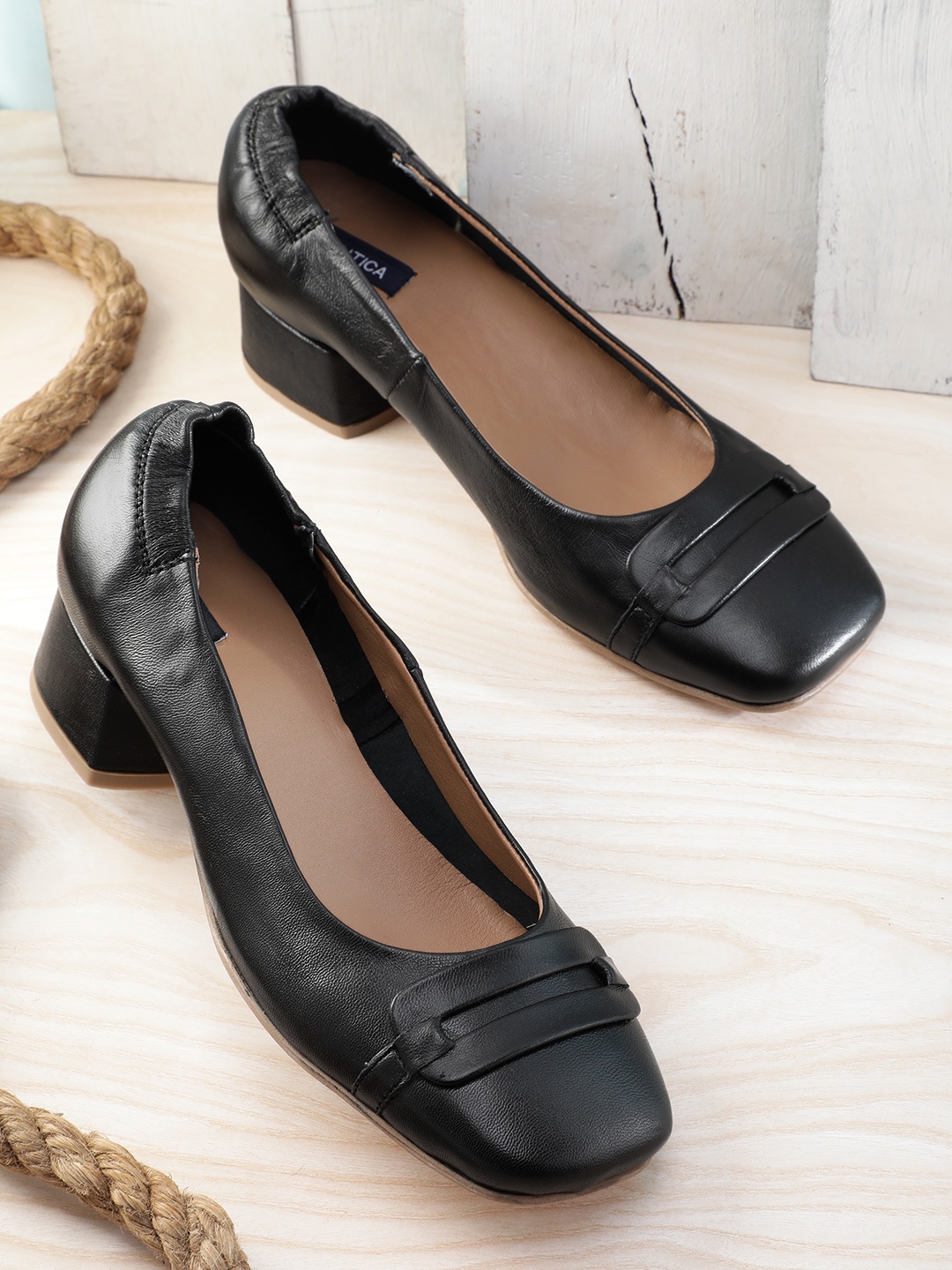 

Nautica Women Block Pumps, Black
