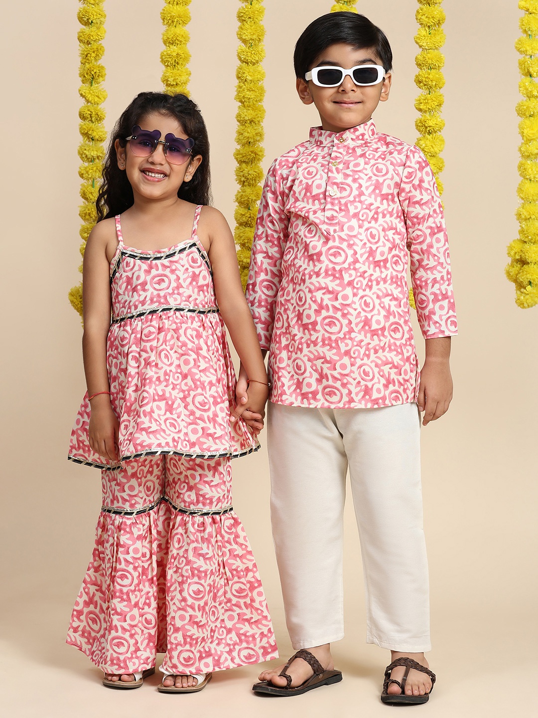 

Cutiekins Girls Abstract Printed Gotta Patti A-Line Kurta With Sharara, Off white