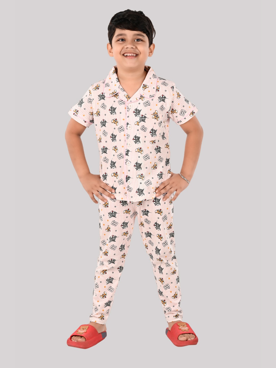 

Here&Now X Denikid Boys Cotton Printed Tshirt & Leggings, Off white