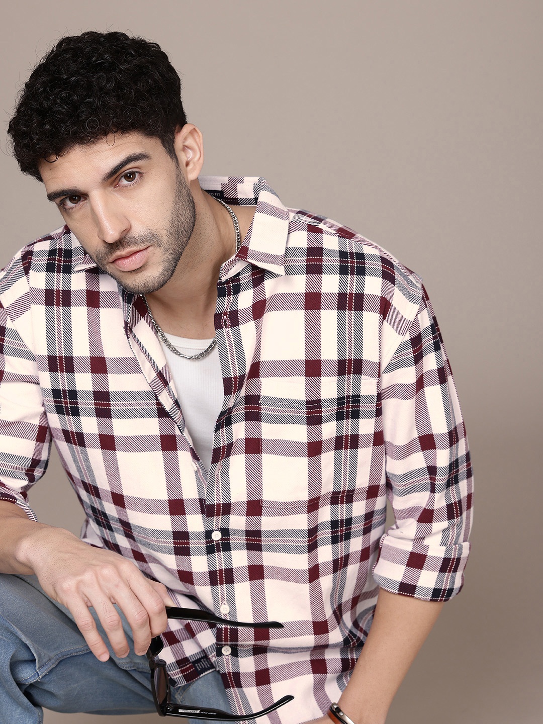 

The Roadster Life Co. Relaxed Fit Self Checked Casual Shirt, Red