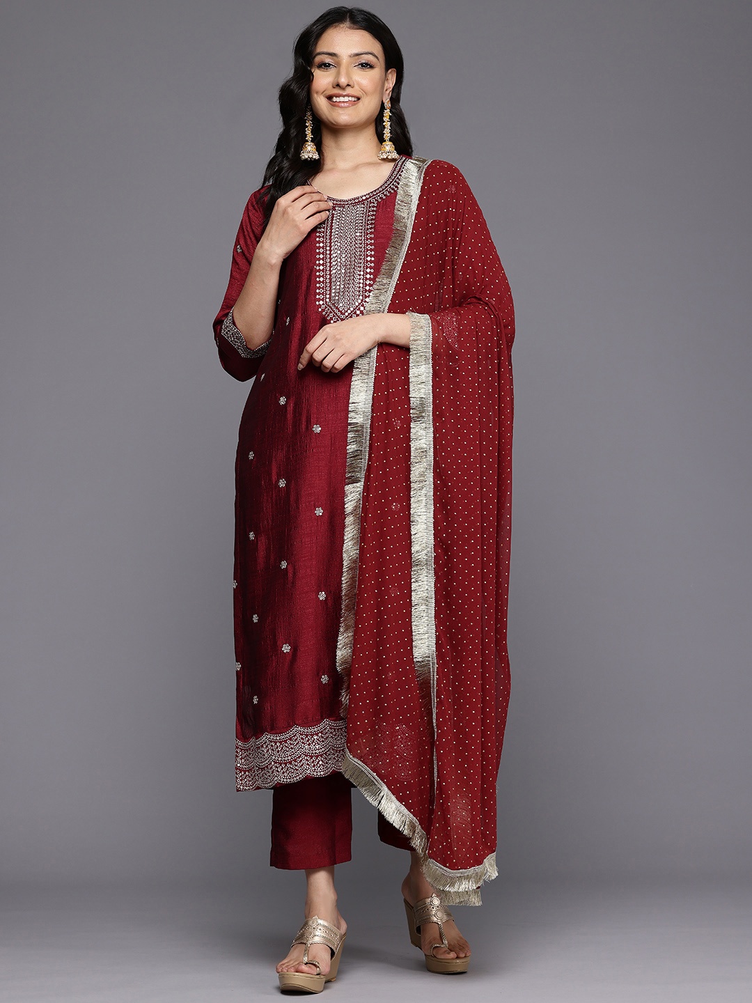 

Varanga Floral Embroidered Zari Pure Silk Kurta With Trousers & Dupatta, Maroon