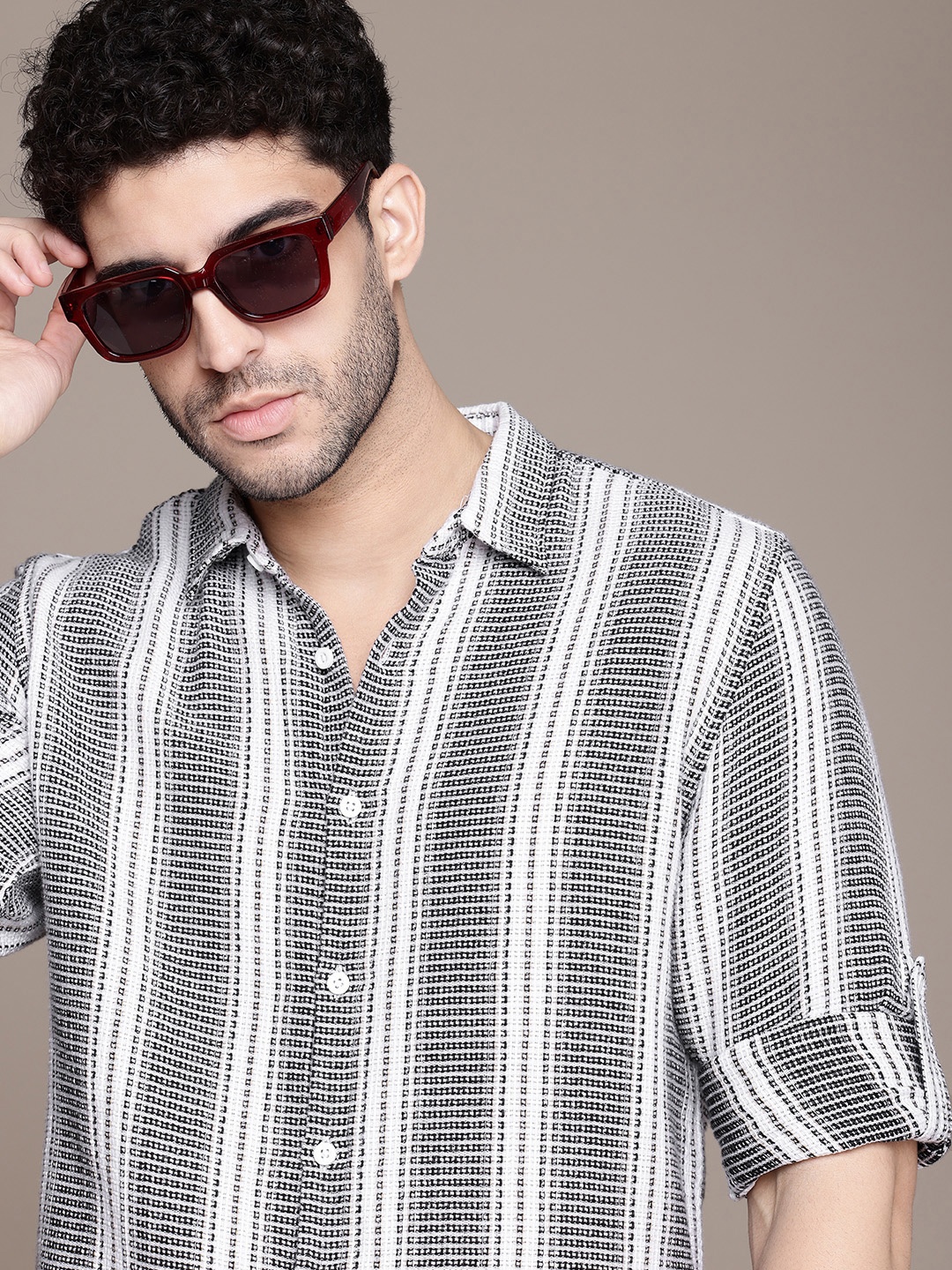 

The Roadster Life Co. Striped Pure Cotton Casual Shirt, White