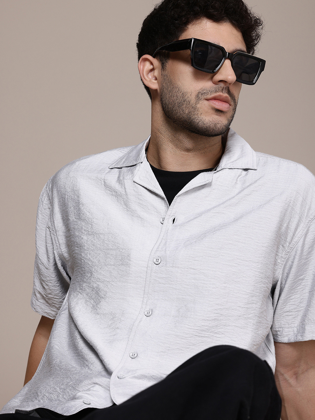 

The Roadster Life Co. Self-Design Textured Drop-Shoulder Relaxed Fit Casual Shirt, Grey