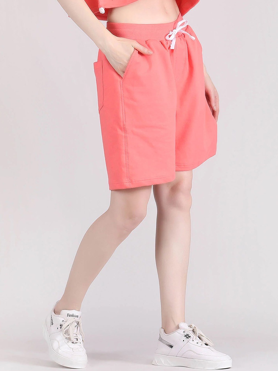 

Raxedo Women Shorts, Pink