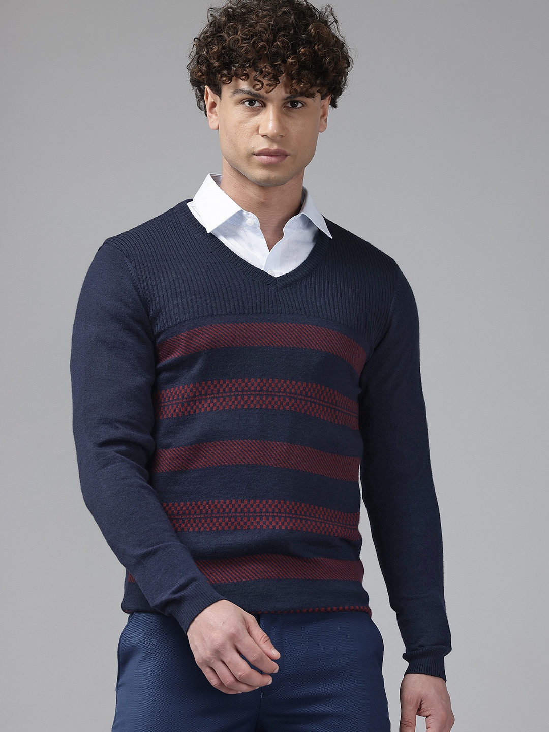 

Van Heusen V-Neck Striped Pullover, Navy blue