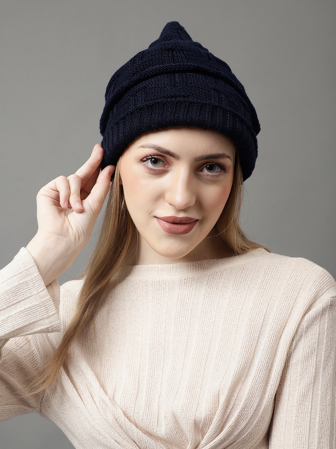 

WEAVERS VILLA Women Beanie, Navy blue