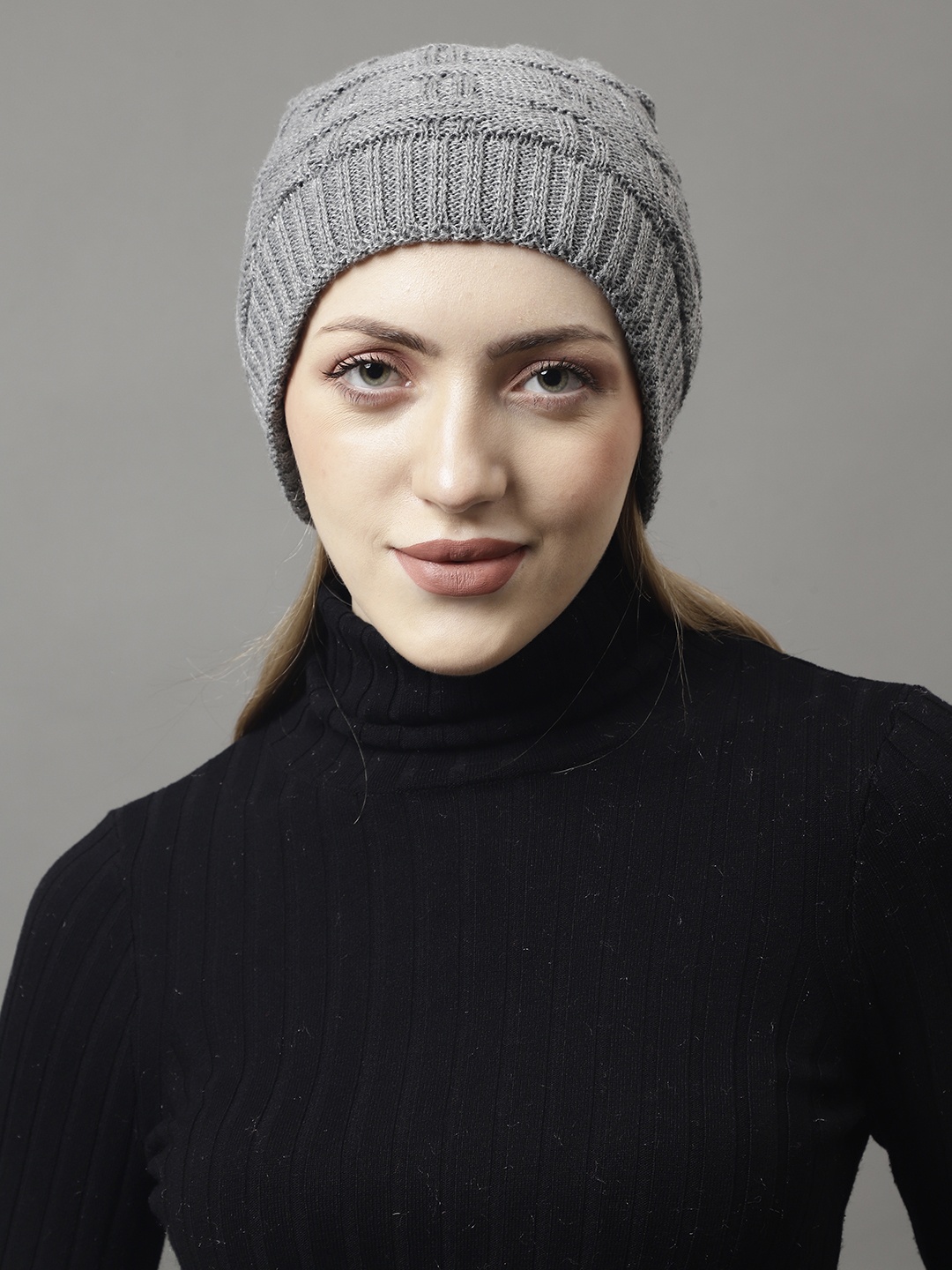 

WEAVERS VILLA Women Beanie, Grey