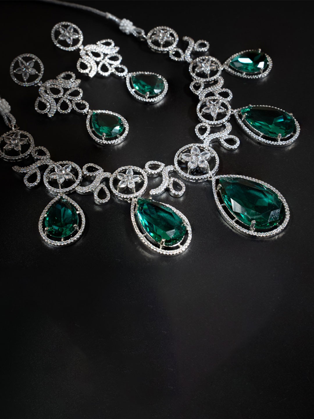

VIRAASI Rhodium-Plated AD-Studded Jewellery Set, Silver