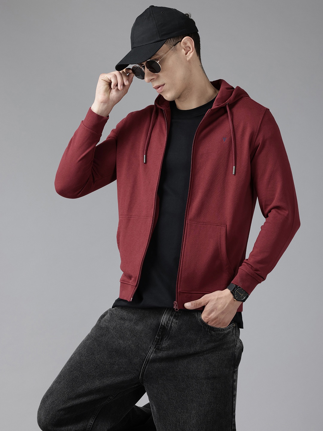 

Van Heusen Sport Long-Sleeves Hooded Sweatshirt, Maroon