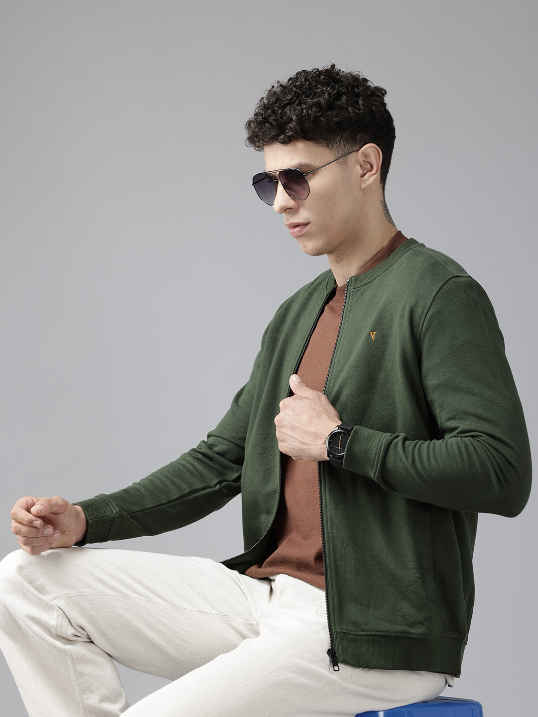 

Van Heusen Sport Men Sweatshirt, Olive