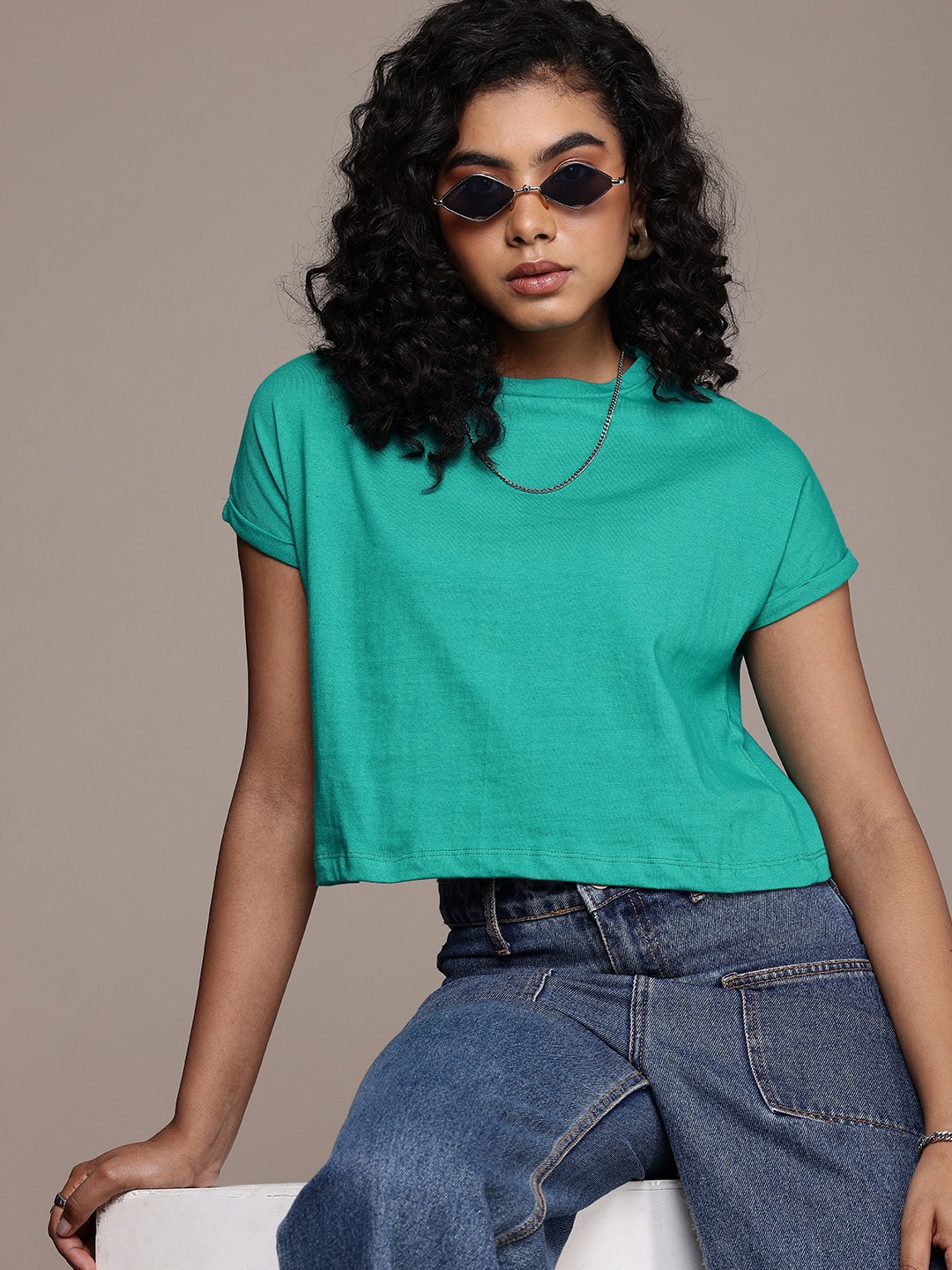 

The Roadster Life Co. Cropped Pure Cotton Casual T-shirt, Green
