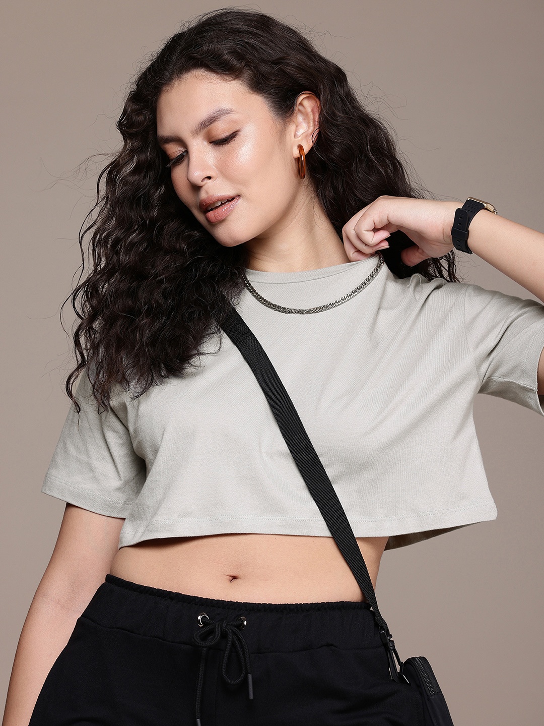 

The Roadster Life Co. Drop-Shoulder Sleeves Pure Cotton Boxy Crop T-shirt, Grey