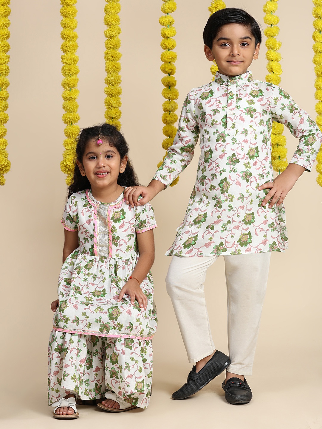 

Cutiekins Boys Floral Printed Regular Kurta with Pyjamas, Green