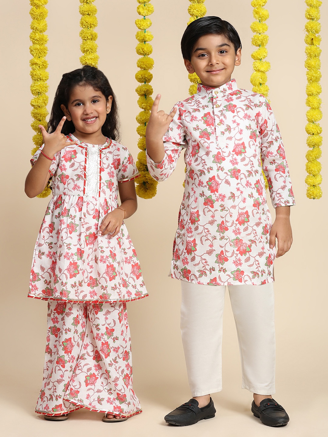 

Cutiekins Boys Floral Printed Regular Kurta with Pyjamas, Red