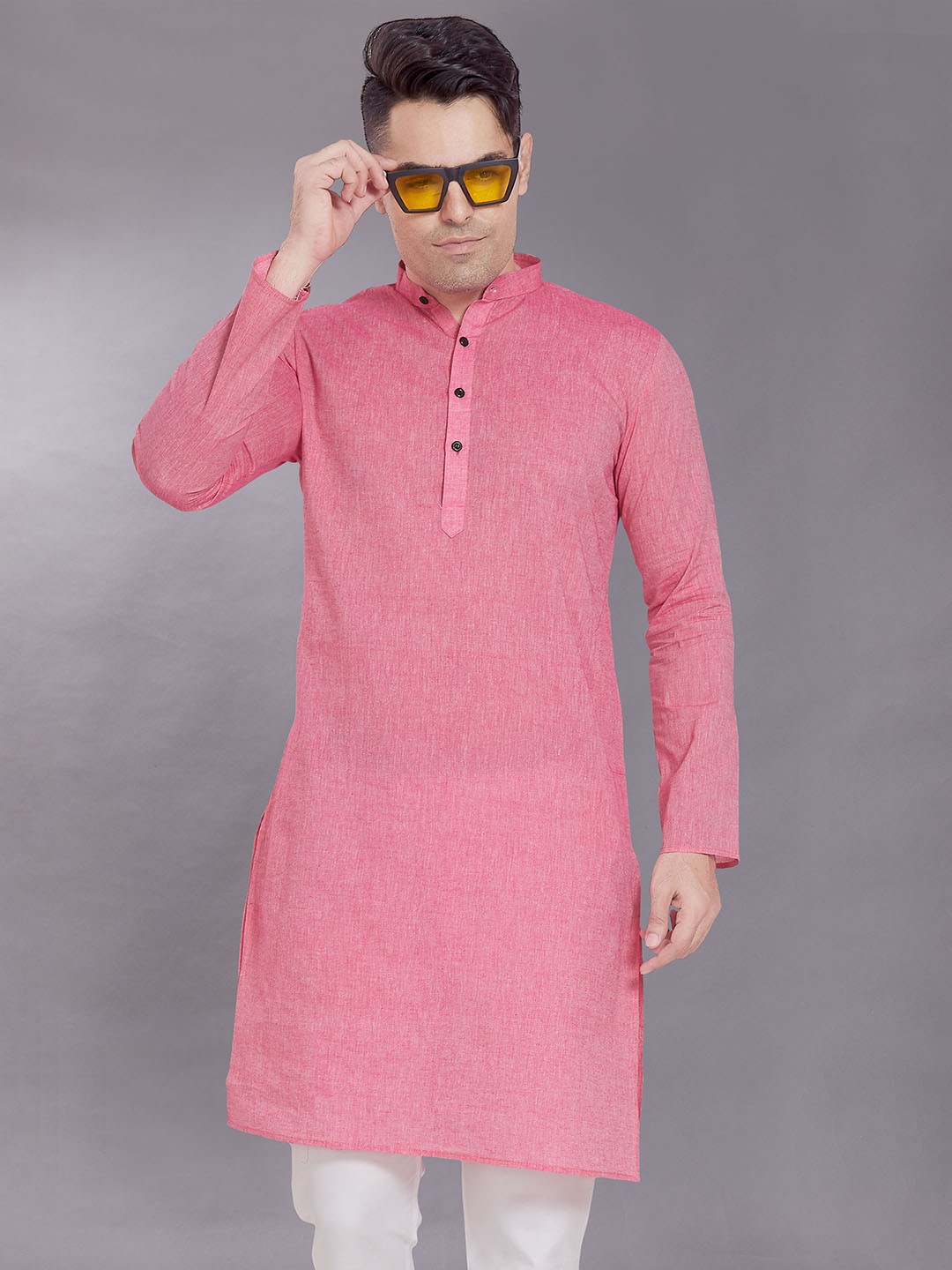 

DIVISIVE Men Thread Work Kurta, Pink