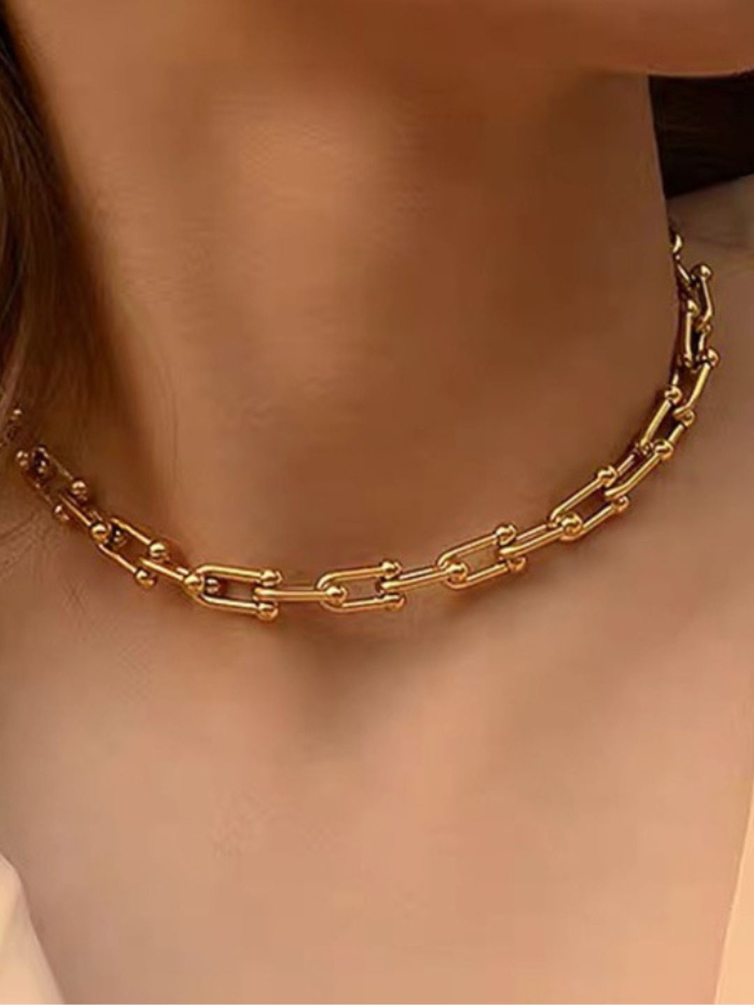 

Aquastreet 18K Plated Stainless Steel Antitarnish U Shaped Link Chain, Gold