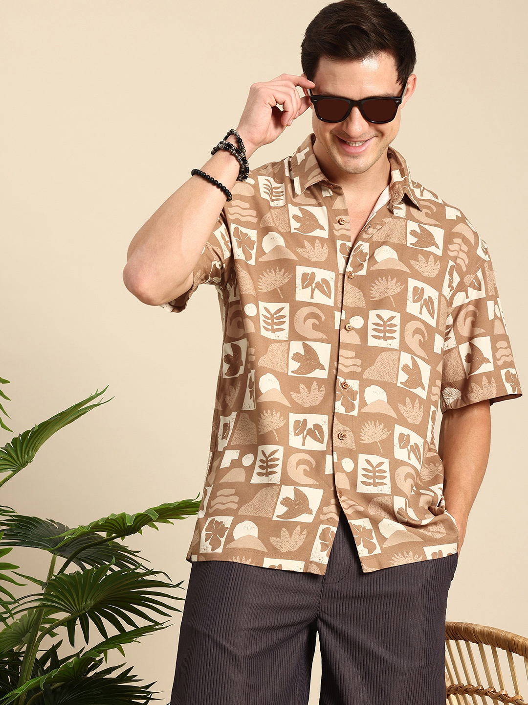 

Mast & Harbour Relaxed Fit Opaque Abstract Printed Casual Shirt, Brown