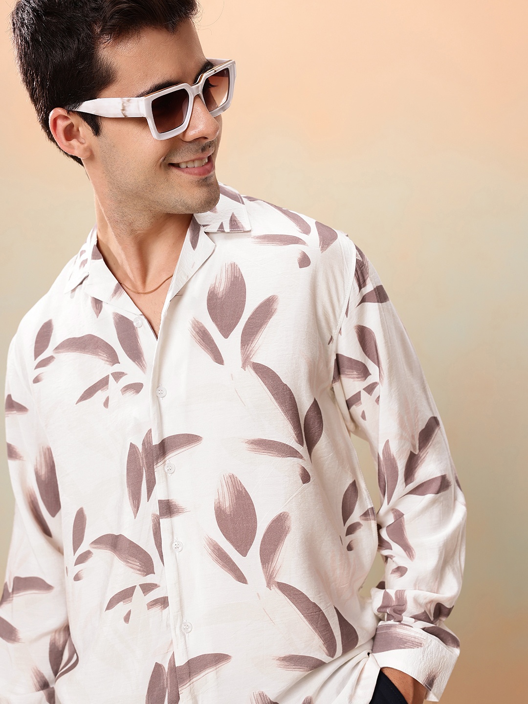

Mast & Harbour Printed Drop-Shoulder Sleeves Relaxed Fit Casual Shirt, White