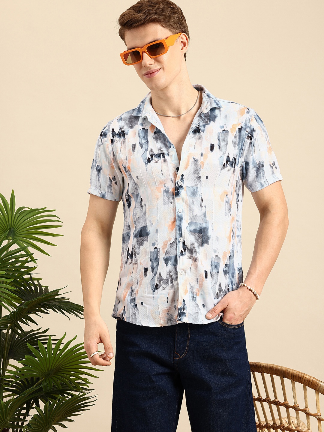 

Mast & Harbour Opaque Abstract Printed Casual Shirt, White