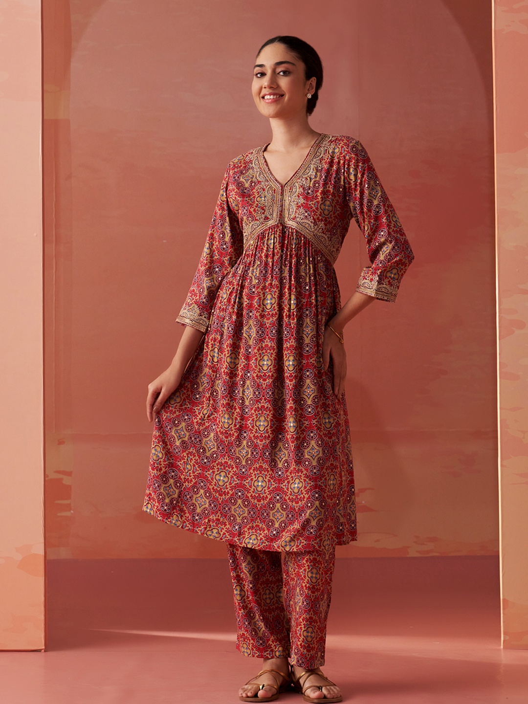 

Lakshita Printed & Embroidered Tunic & Trouser Co-Ords, Pink