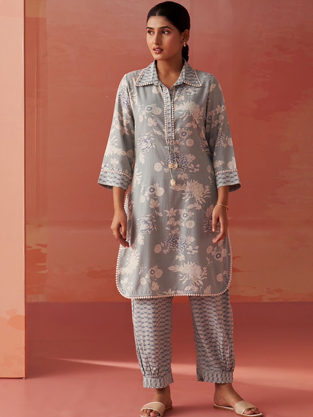 

Lakshita Floral Printed Tunic With Trouser Co-Ords, Grey