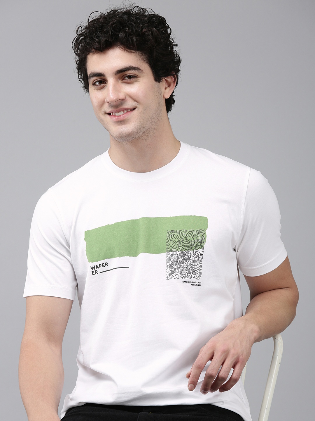 

Park Avenue Graphic Printed Slim Fit T-shirt, White