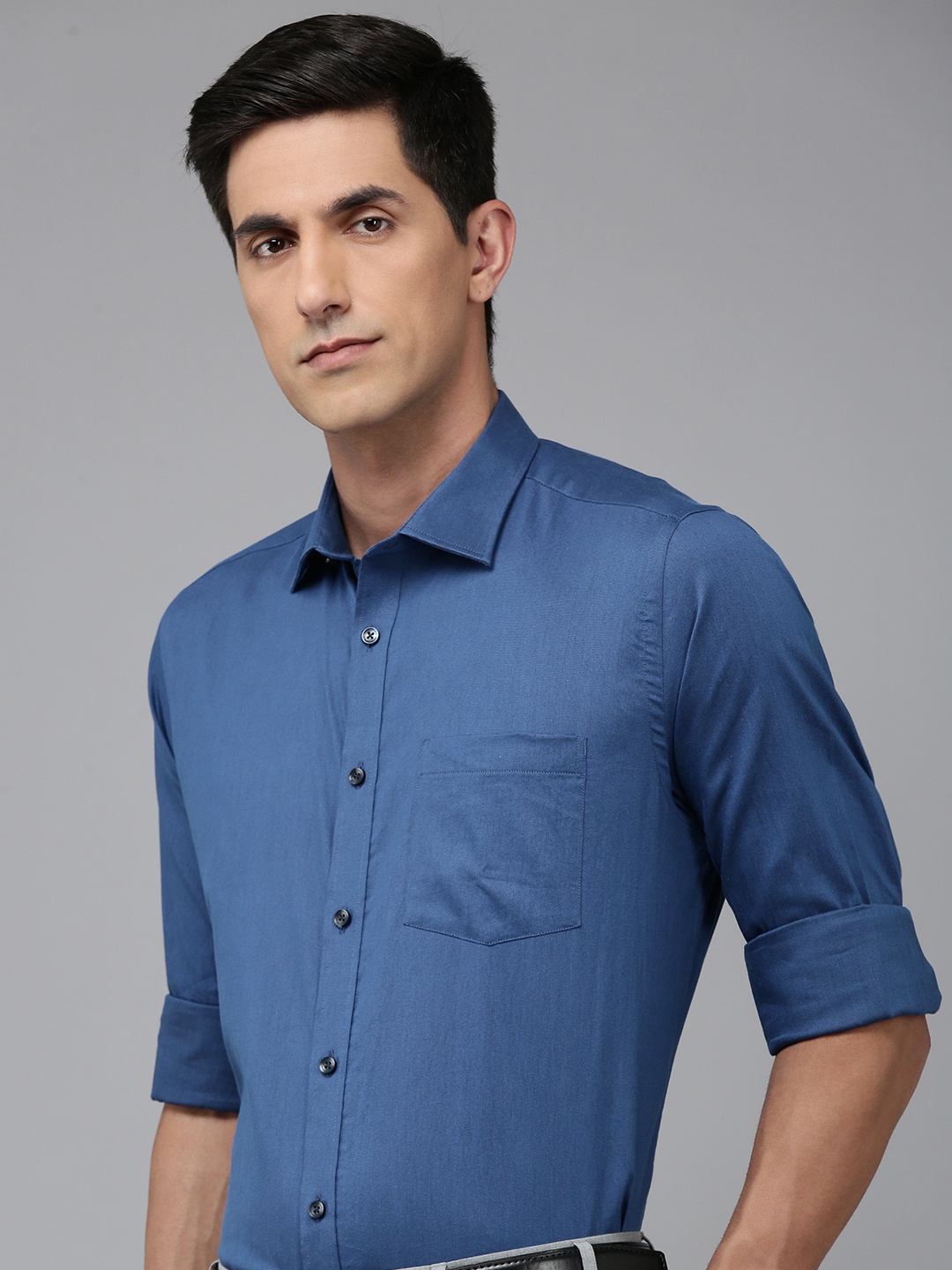 

Park Avenue Self Design Formal Shirt, Blue