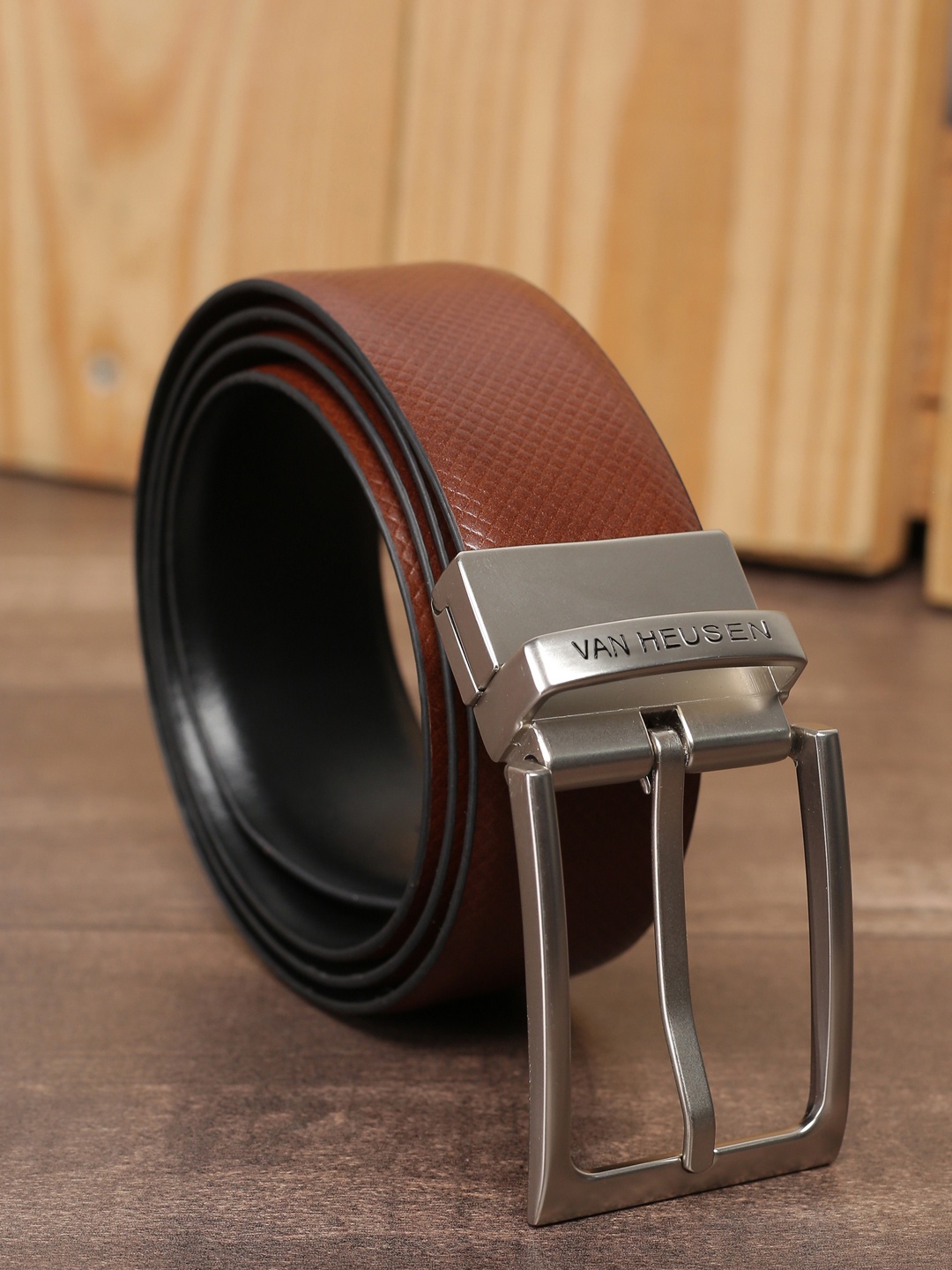 

Van Heusen Men Textured Leather Formal Belt, Tan