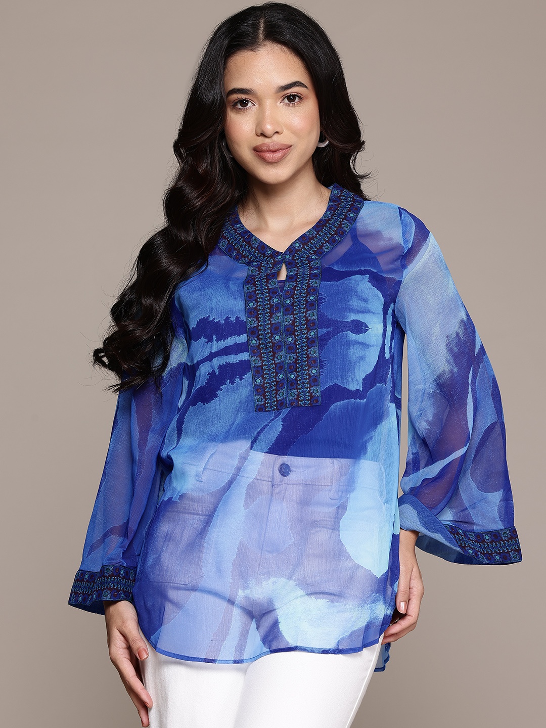 

aarke Ritu Kumar Abstract Printed Keyhole Neck Flared Sleeve Chiffon Top, Blue