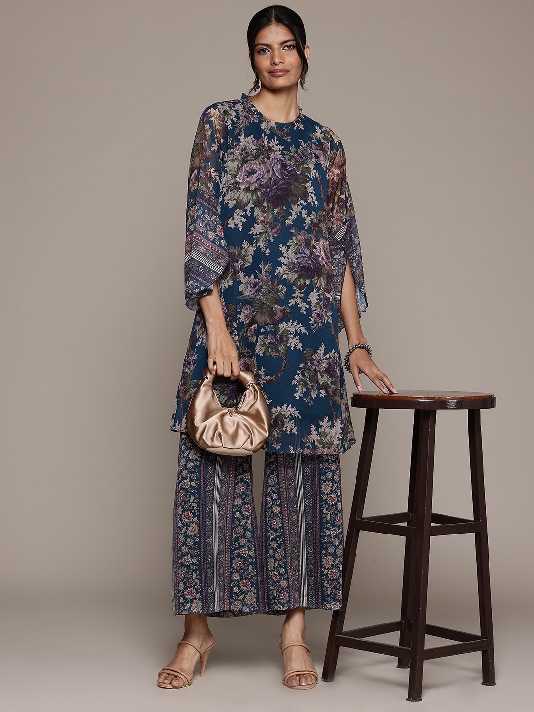 

aarke Ritu Kumar Floral Printed Regular Kurta with Palazzos, Blue