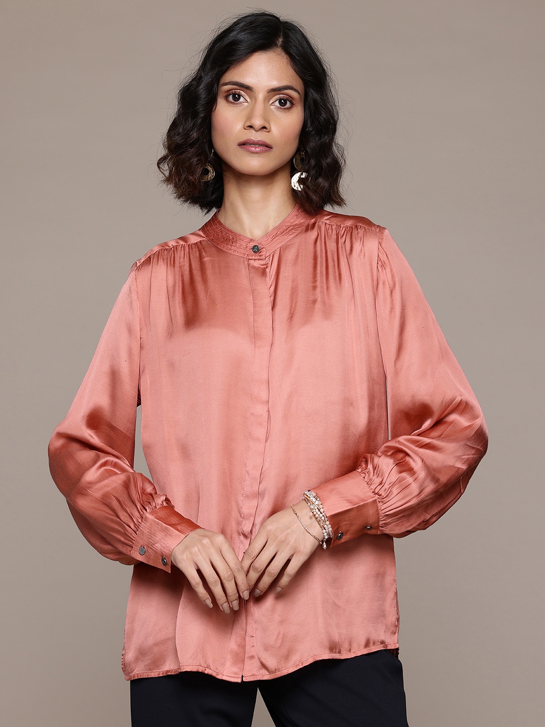 

Label Ritu Kumar Relaxed Fit Casual Shirt, Orange