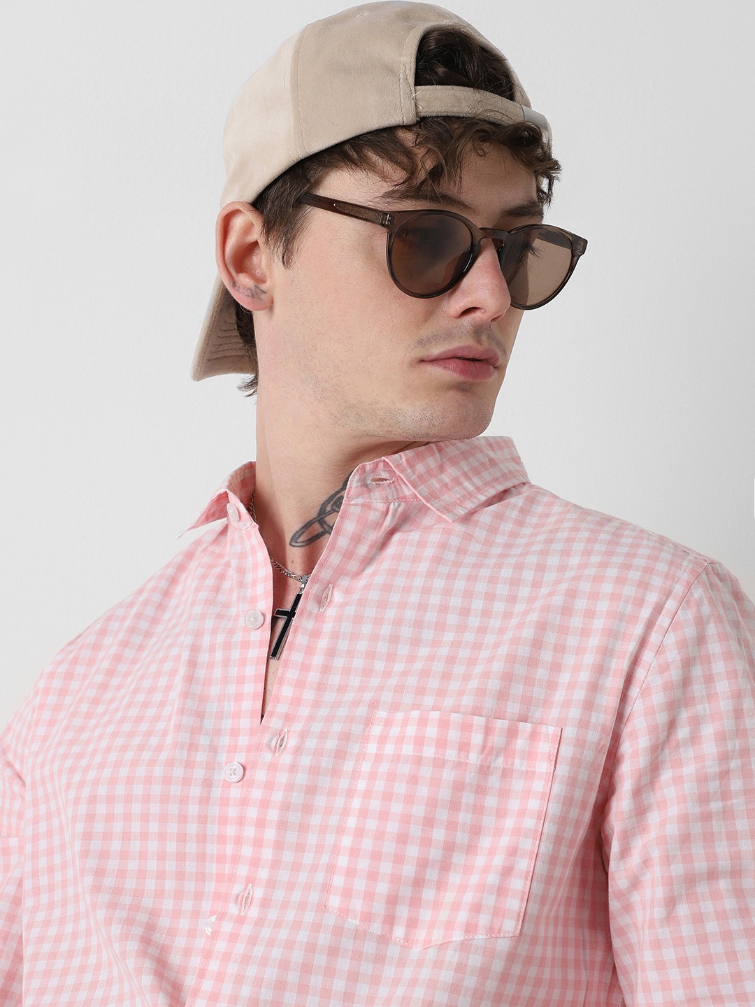 

VASTRADO Men Classic Slim Fit Opaque Striped Casual Shirt, Pink