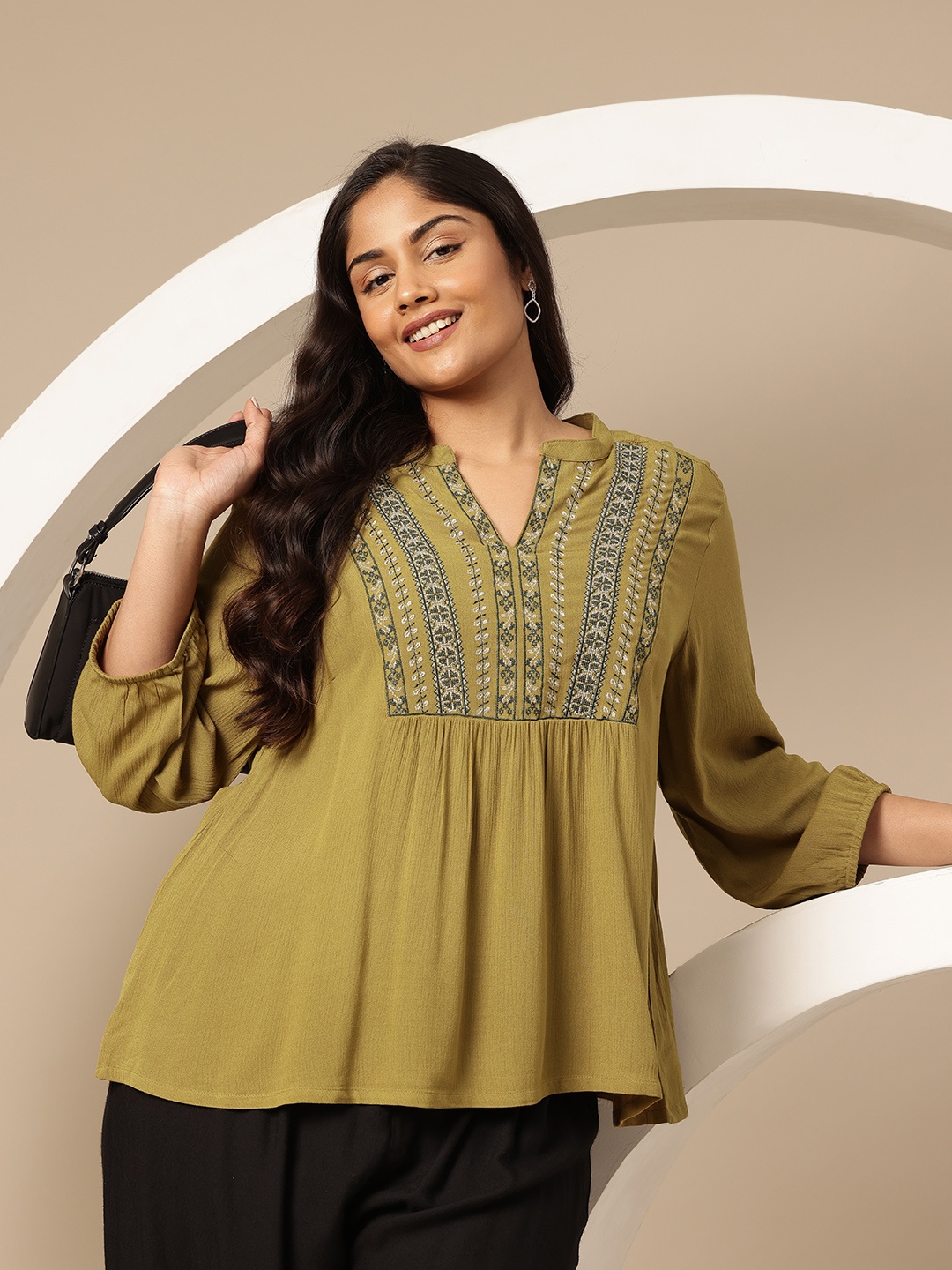 

Sztori Plus-Size Embroidered A-line Top, Olive
