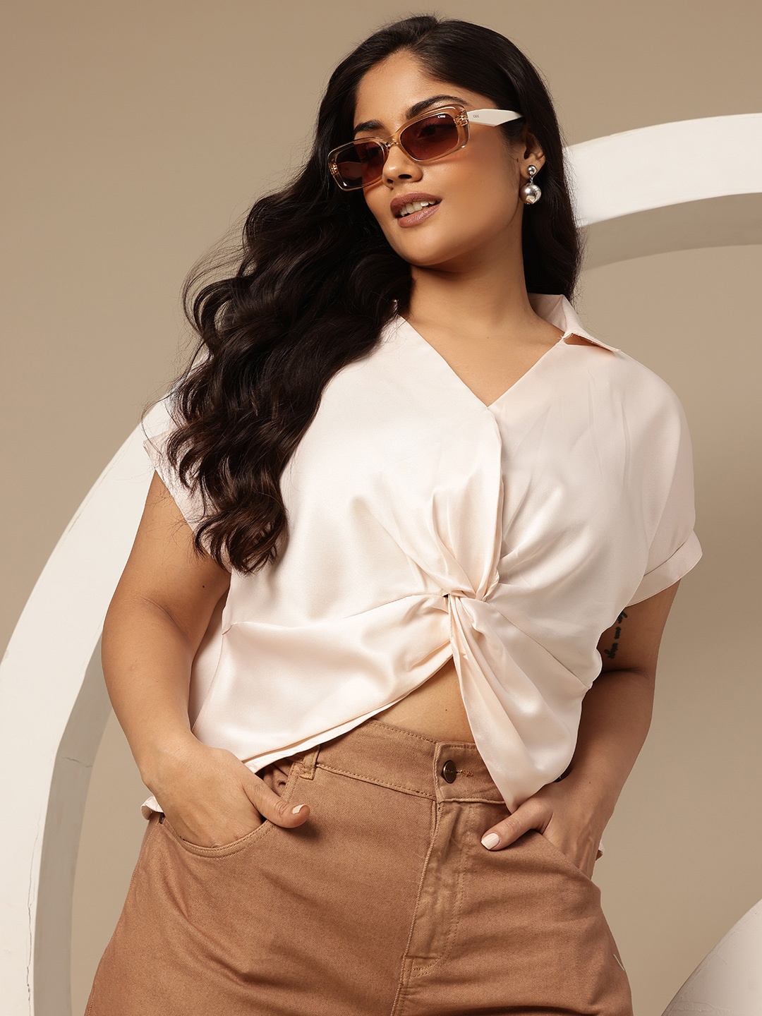 

Sztori Plus-Size Extended Sleeves Twisted Crop Top, Off white