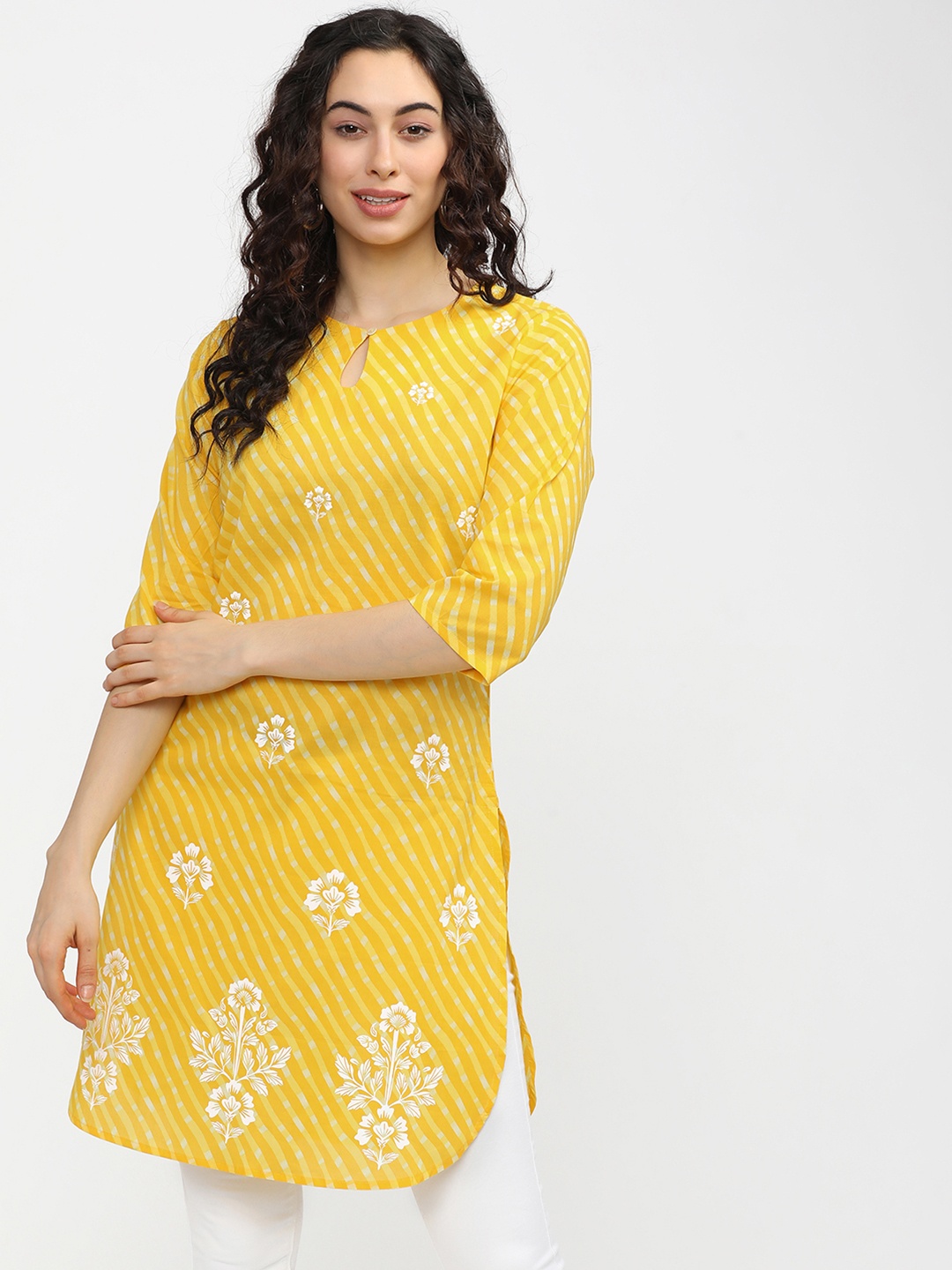 

Vishudh Floral Printed Pure Cotton Kurti, Yellow