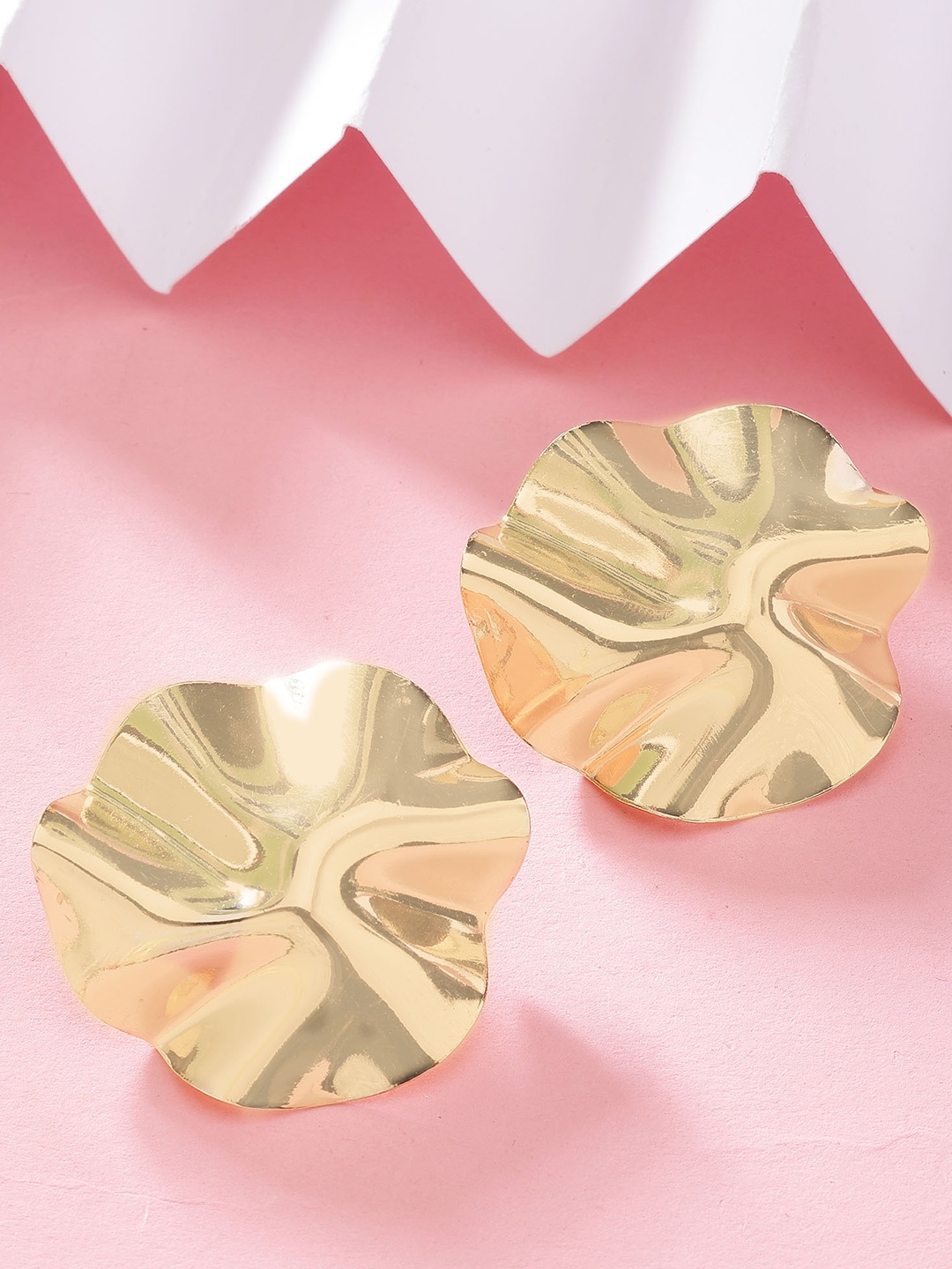 

Bohey by KARATCART Contemporary Studs Earrings, Gold
