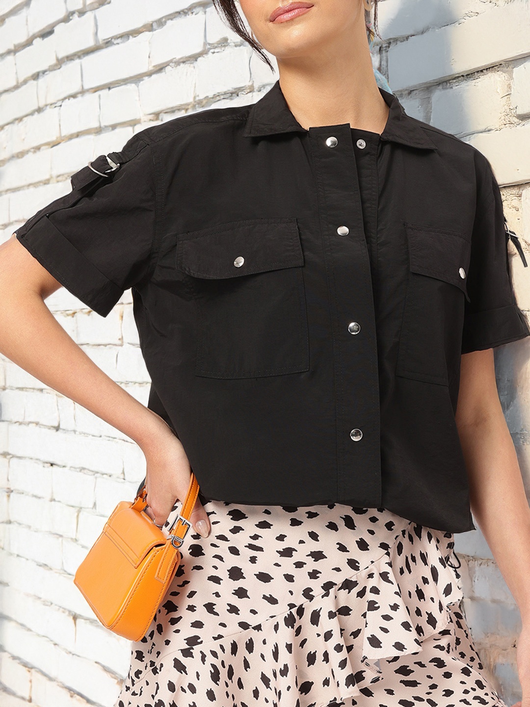 

DressBerry Sleek Statement Hem with Toggle Shirt, Black