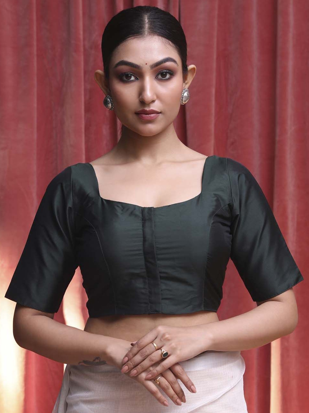 

Indethnic Square Neck Short Sleeves Saree Blouse, Green