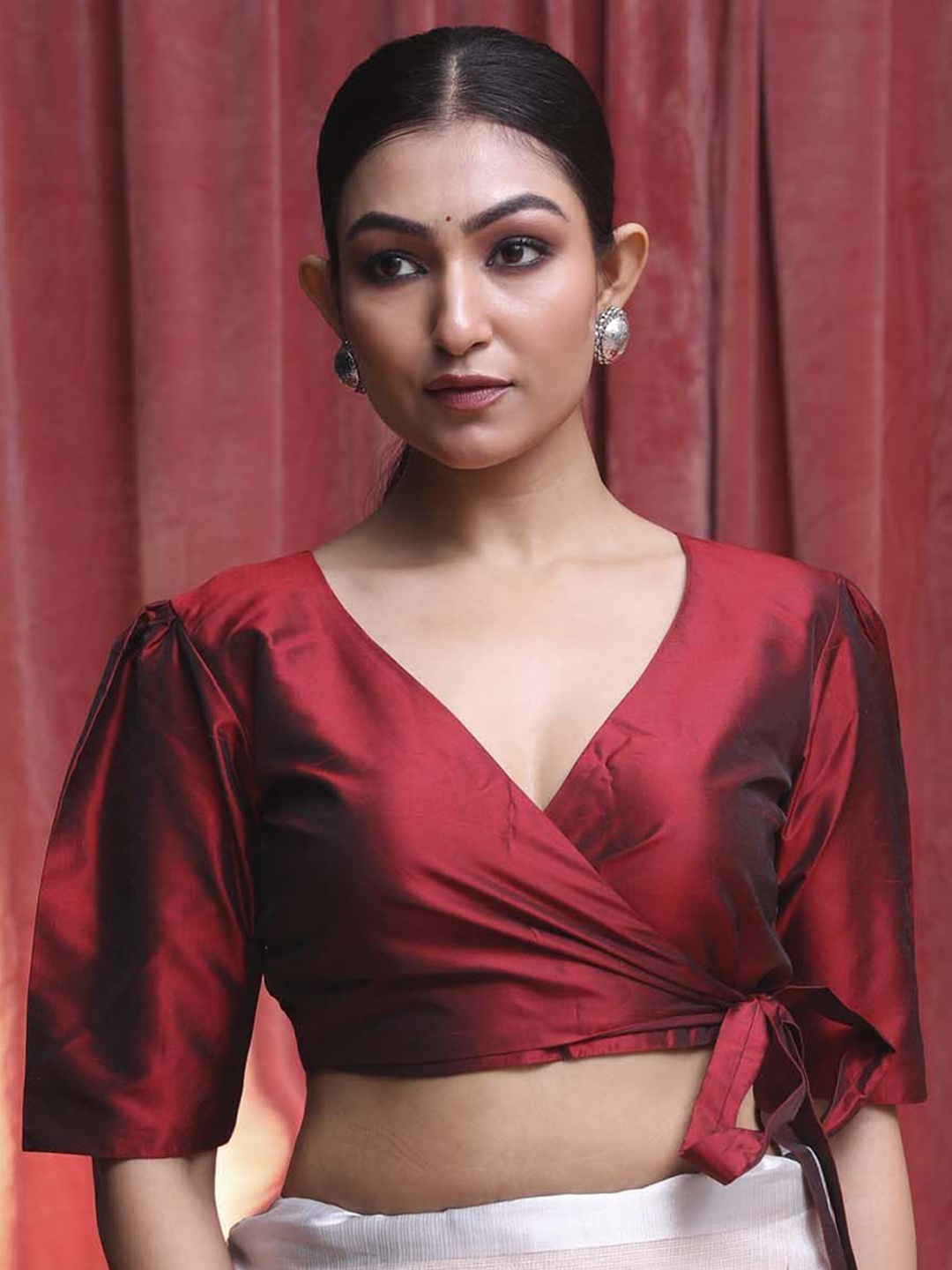 

Indethnic Short Sleeve V Neck Saree Blouse, Maroon