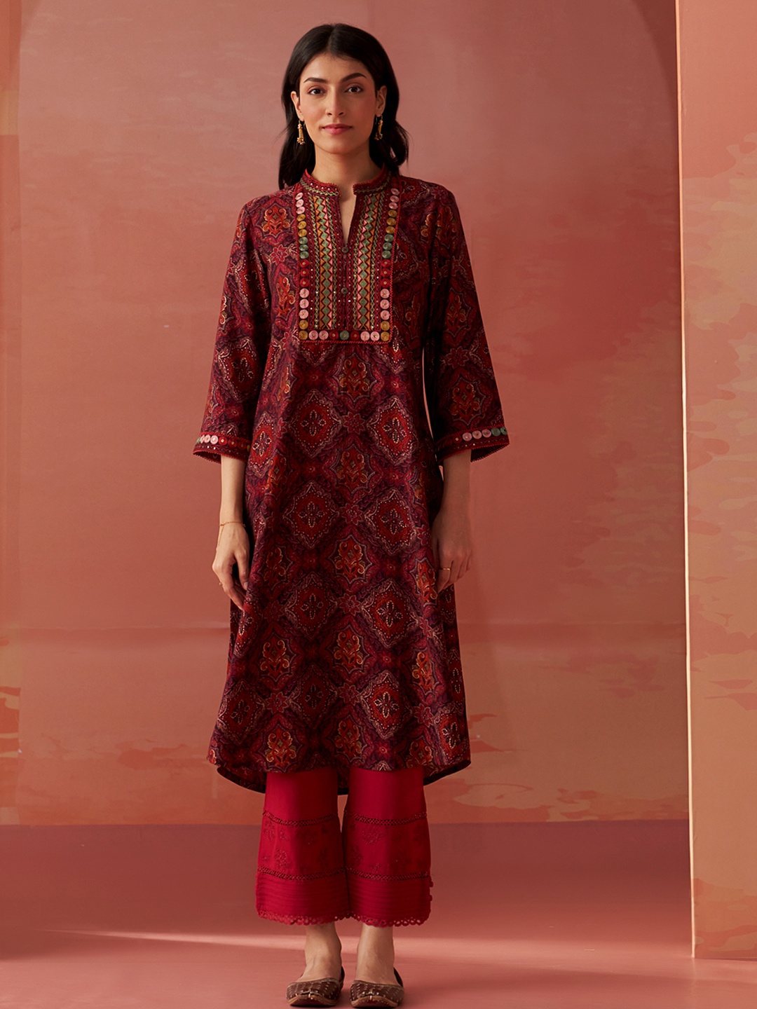 

Lakshita Women Geometric Flared Sleeves Sequinned Kurta, Maroon