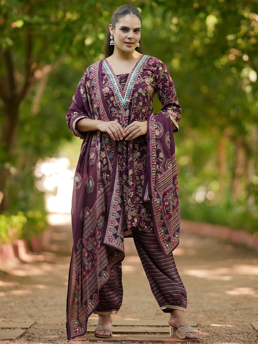 

Libas Women Floral Printed Regular Mirror Work Kurta with Salwar & With Dupatta, Burgundy
