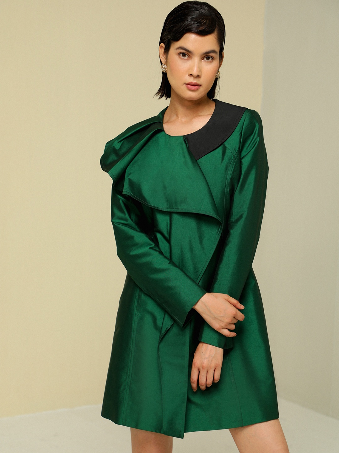 

ZAITRA Women Floral Colourblocked Longline Open Front Jacket, Green