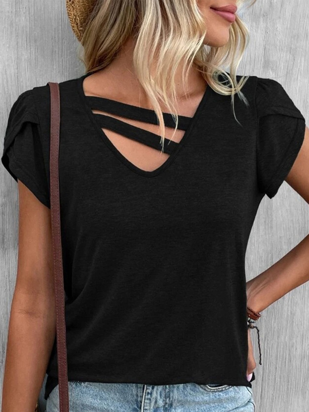 

HERE&NOW Solid V-Neck Cotton Cut Out Top, Black