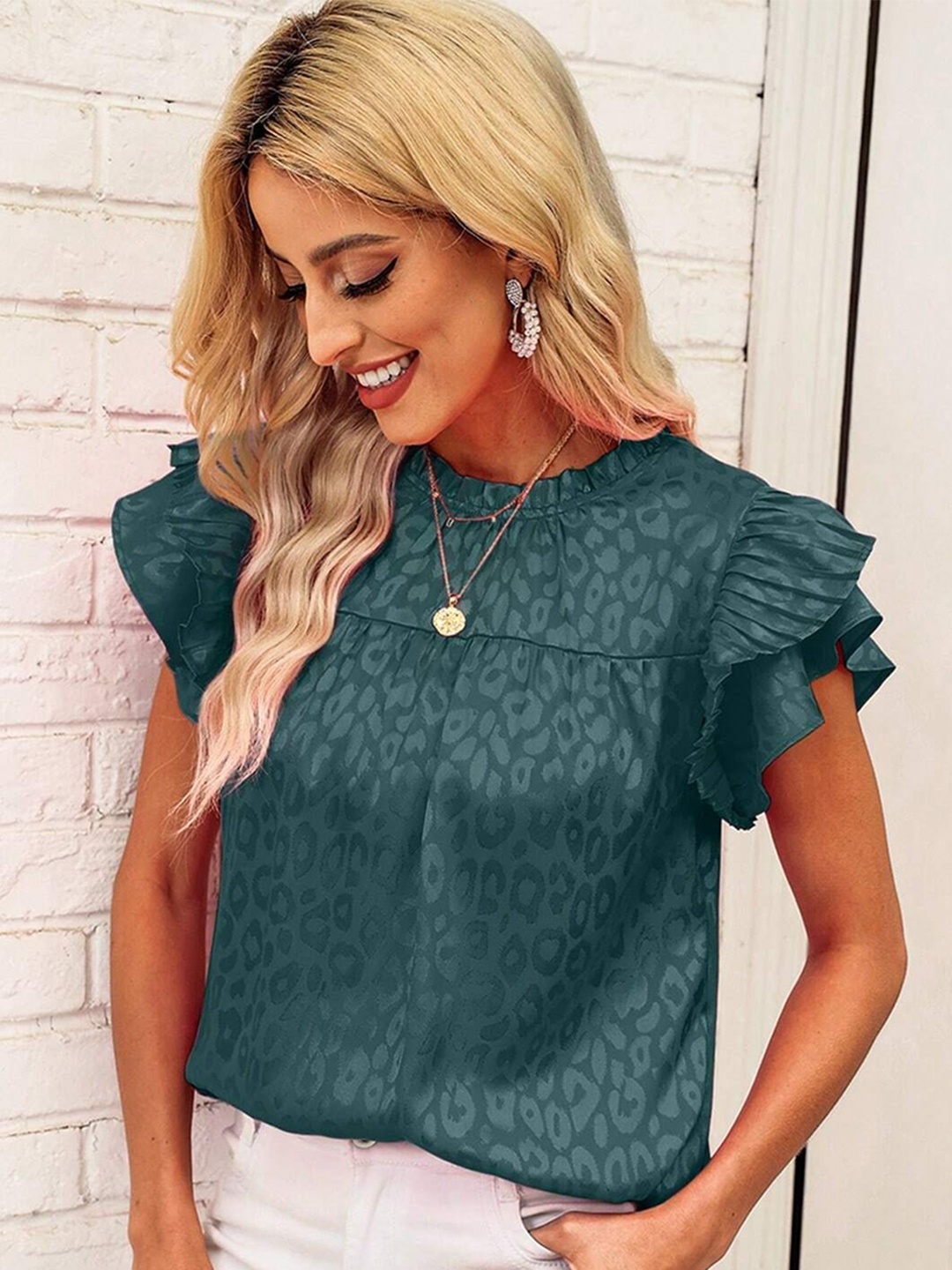 

HERE&NOW Solid Round Neck Flutter Sleeves Top, Green